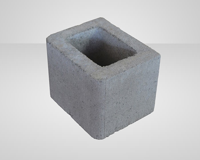 Concrete block 10 inch bullnose half