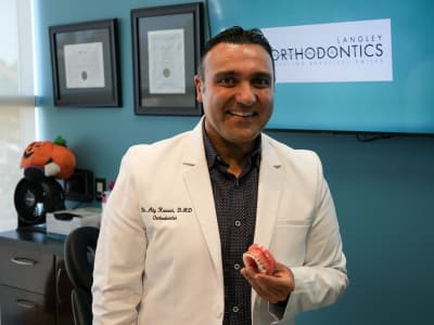 Contact Dr. Kanani, Vancouver Orthodontist