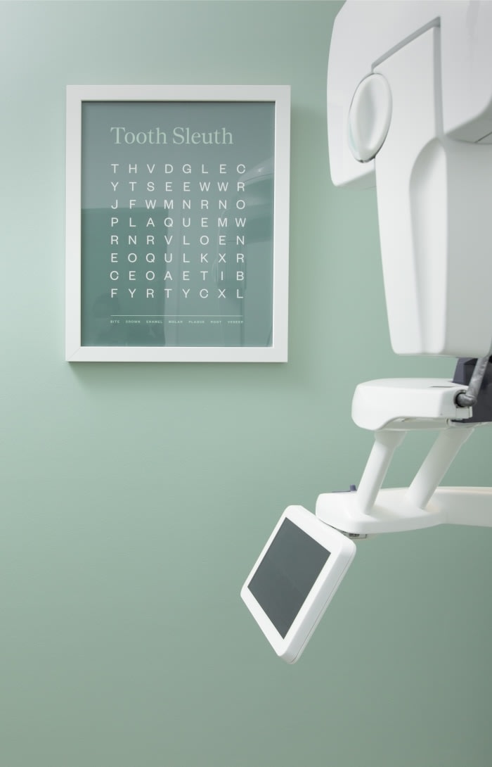 Dental X-ray machine.