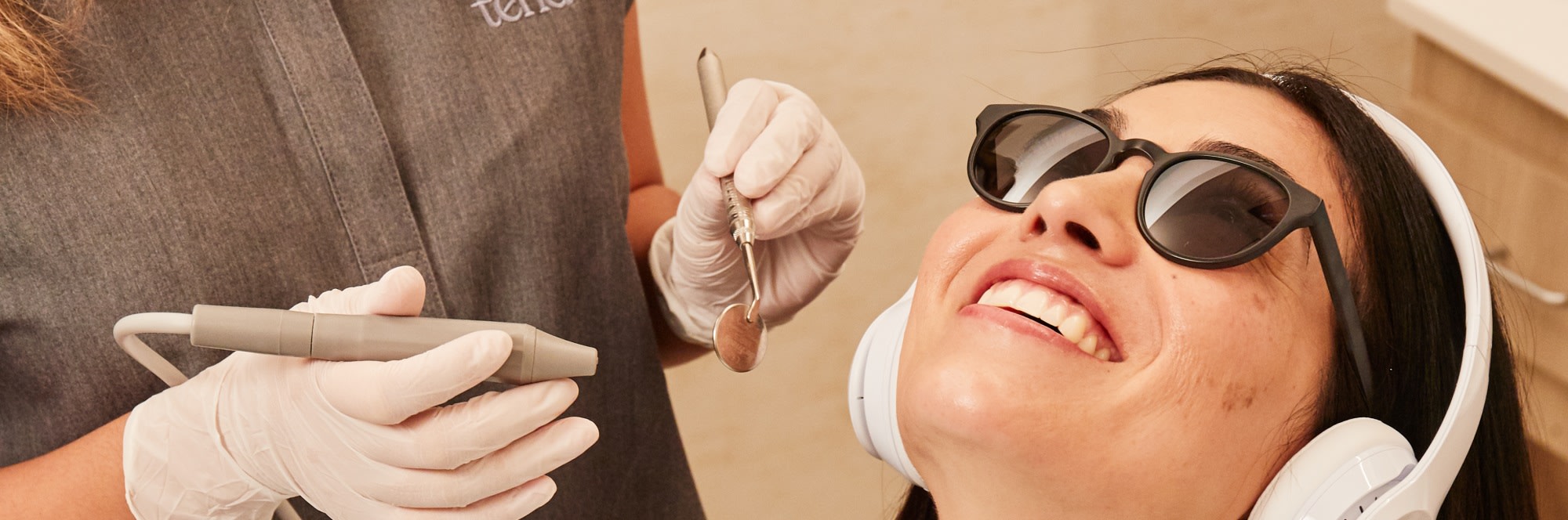 A patient is about to receive a dental exam.