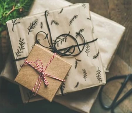 Christmas Baskets for the Moisson Laval Volunteer