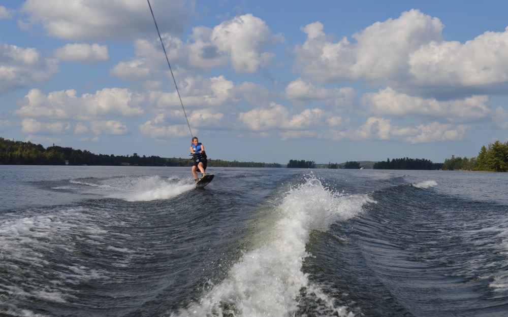 Waterskiing