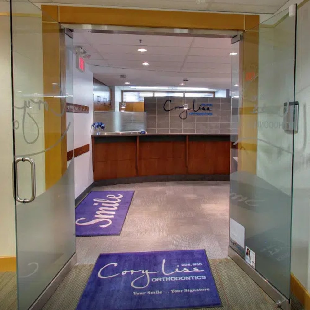 Entryway to Cory Liss Orthodontics