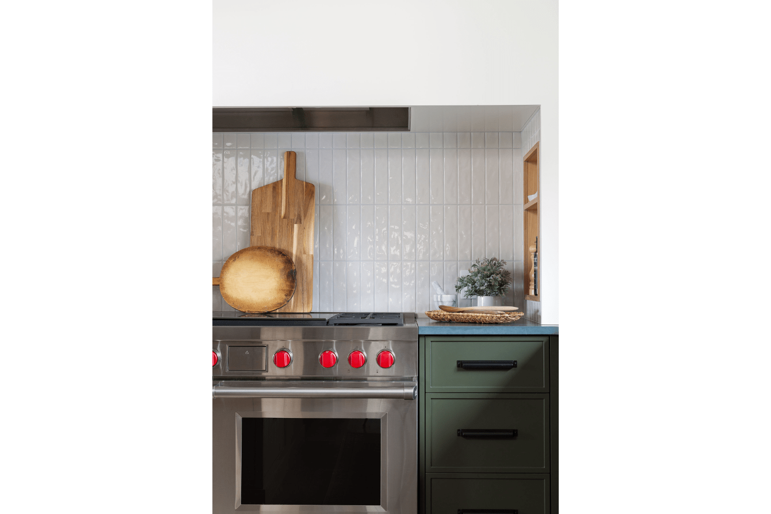 Project Emsdale Lake: Contemporary Green & White Oak Cottage Kit