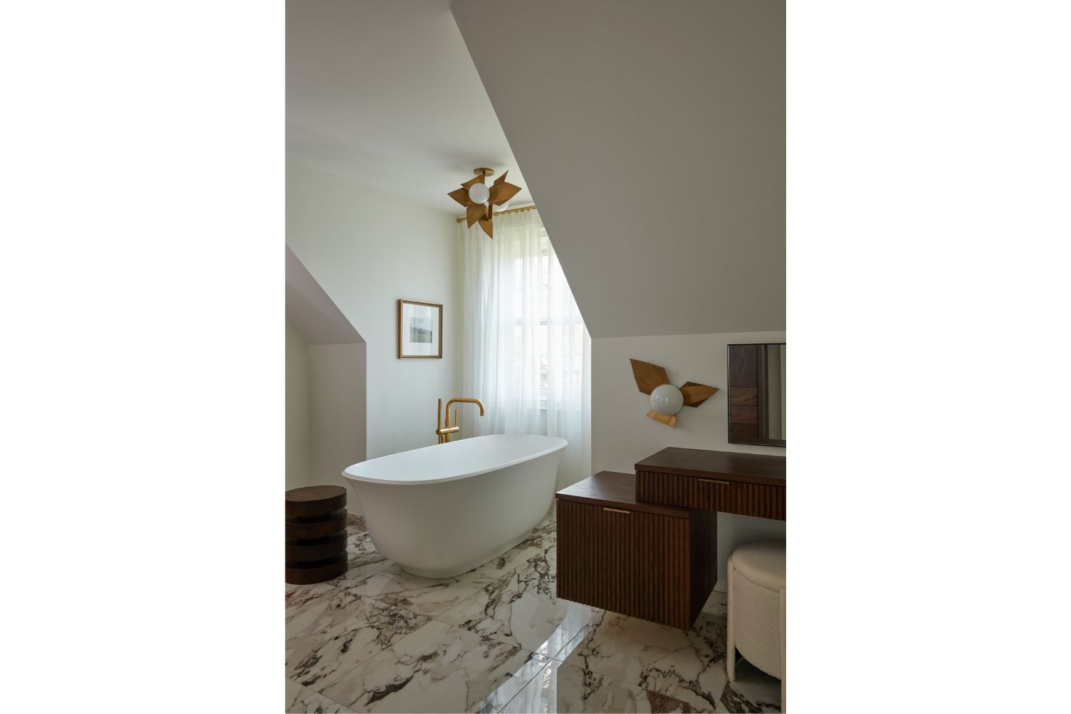 Project Birch Hill: Ensuite Bathroom Bathtub