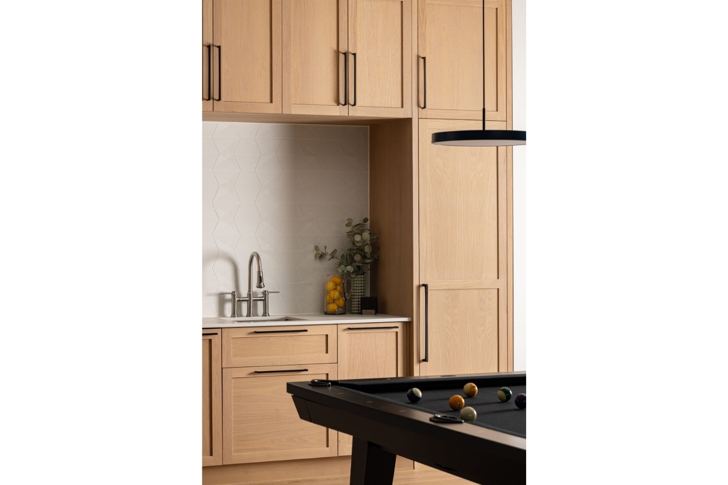 Bangor Lodge wet bar with white oak cabinetry