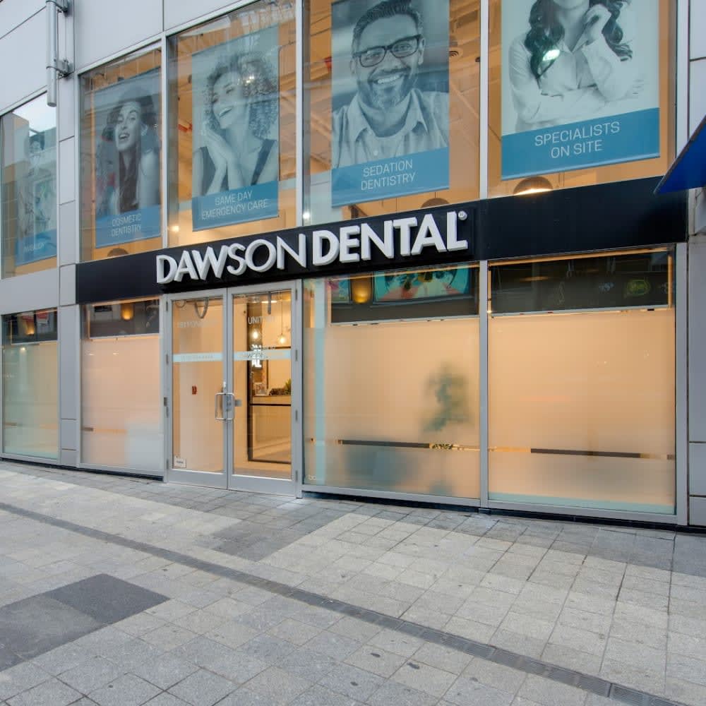 Dawson Dental - Toronto (Downtown) Front Entrance